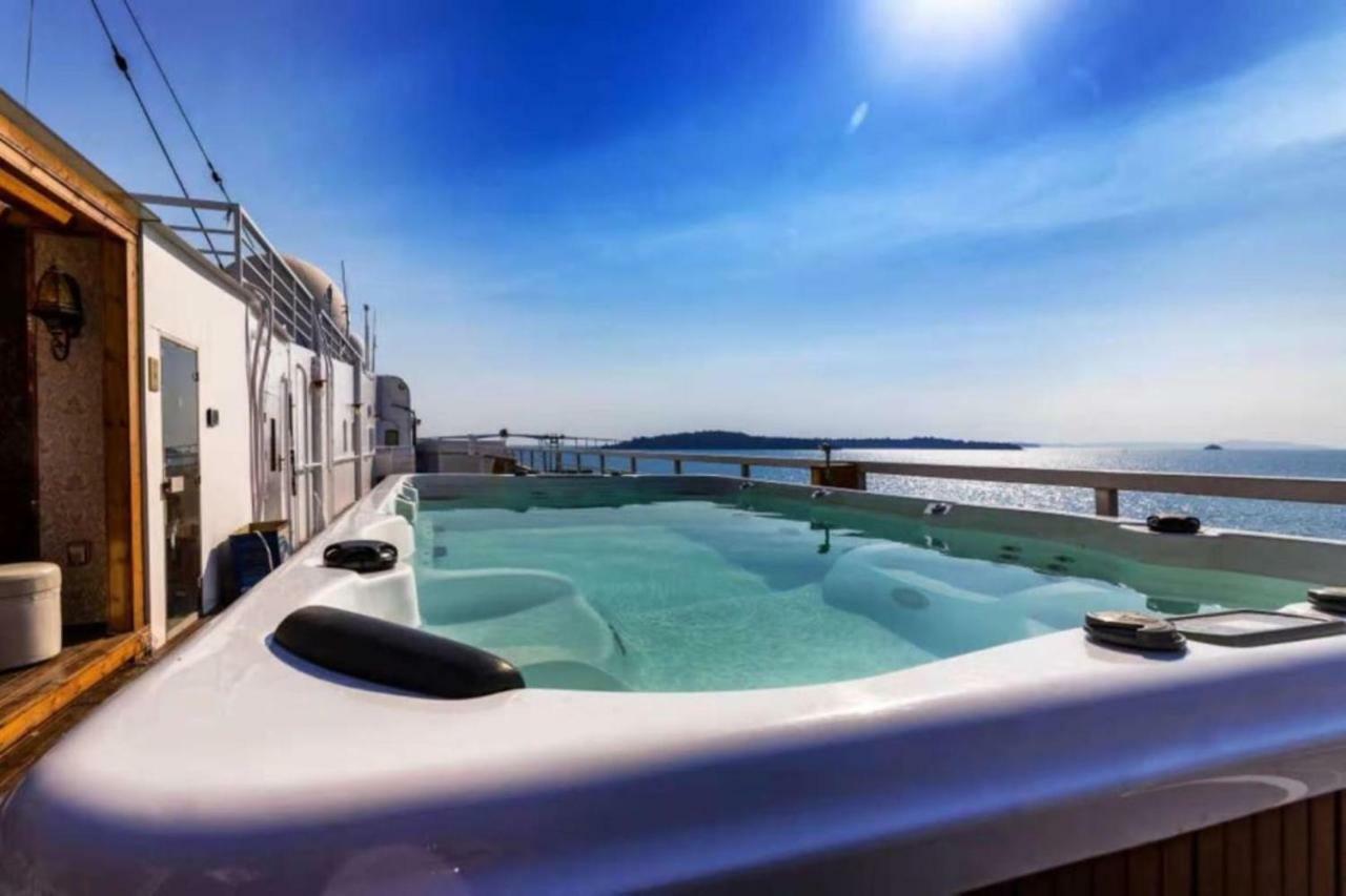 Jwm Hotel And Casino Σίχανουκβιλ Εξωτερικό φωτογραφία