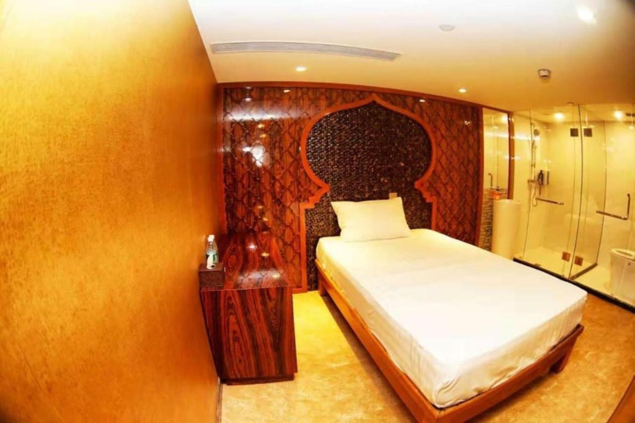 Jwm Hotel And Casino Σίχανουκβιλ Εξωτερικό φωτογραφία