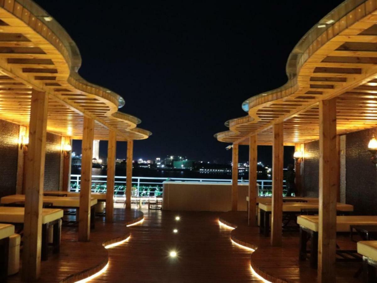 Jwm Hotel And Casino Σίχανουκβιλ Εξωτερικό φωτογραφία